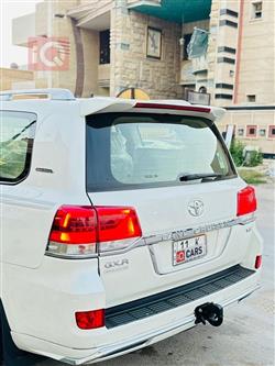 تويوتا لاندكروزر